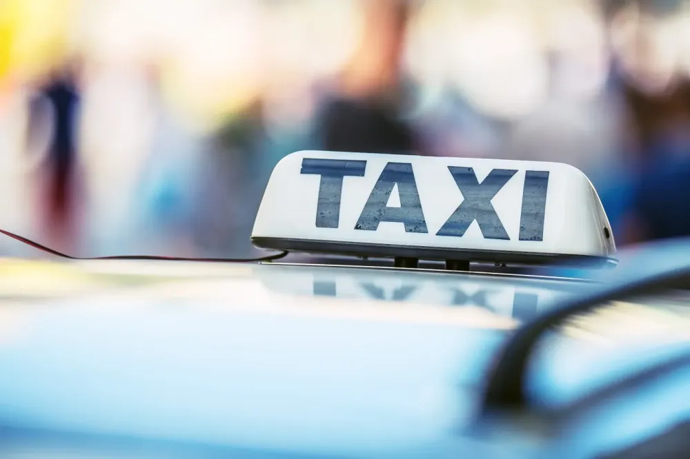 Taxi rapide à Meyrannes